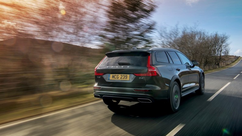 Road Test: Volvo V60 Cross Country
