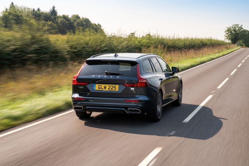 Volvo V60 Recharge Plug-In Hybrid T6: mid-size premium estate gets plug-in makeover